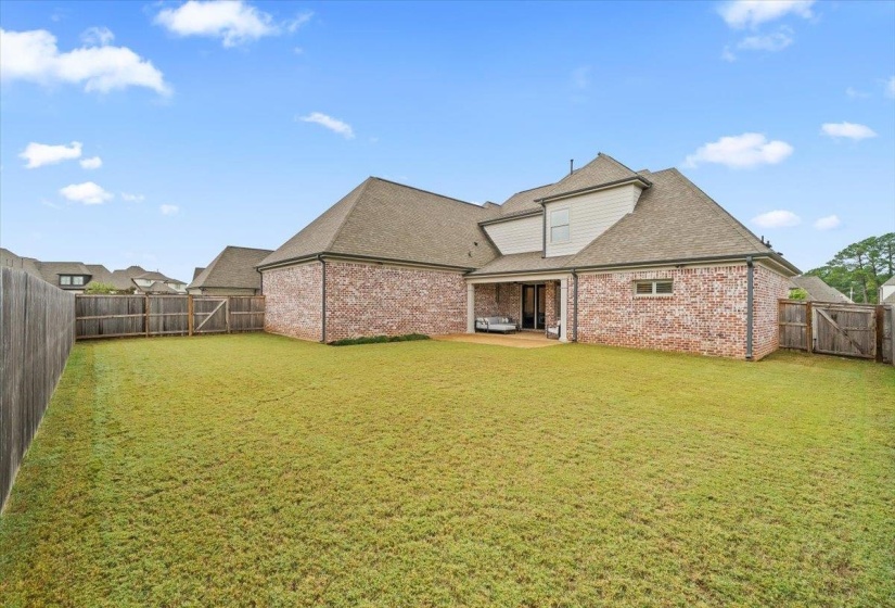 602 CYPRESS GREEN CV, Collierville, Tennessee 38017, 5 Bedroom Bedrooms, 15 Room Rooms,4.1 BathroomBathrooms,Residential,For Sale,CYPRESS GREEN,0,10208695