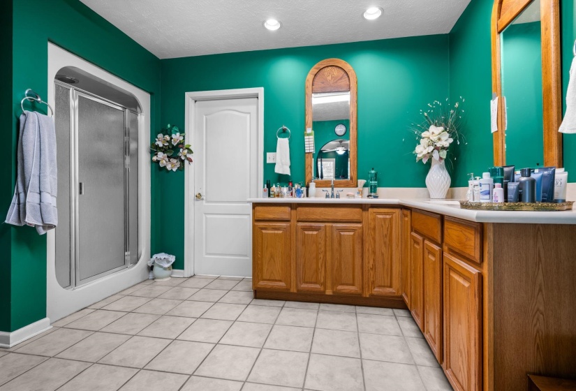 9691 HARDIN GRAVEYARD RD, Morris Chapel, Tennessee 38361, 4 Bedrooms Bedrooms, 12 Rooms Rooms,3.1 BathroomsBathrooms,Residential,For Sale,HARDIN GRAVEYARD,10208804