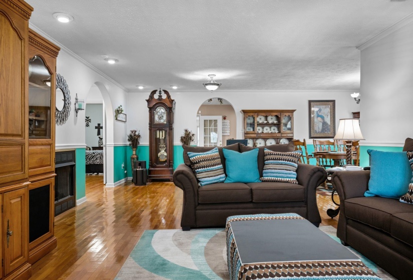 9691 HARDIN GRAVEYARD RD, Morris Chapel, Tennessee 38361, 4 Bedrooms Bedrooms, 12 Rooms Rooms,3.1 BathroomsBathrooms,Residential,For Sale,HARDIN GRAVEYARD,10208804