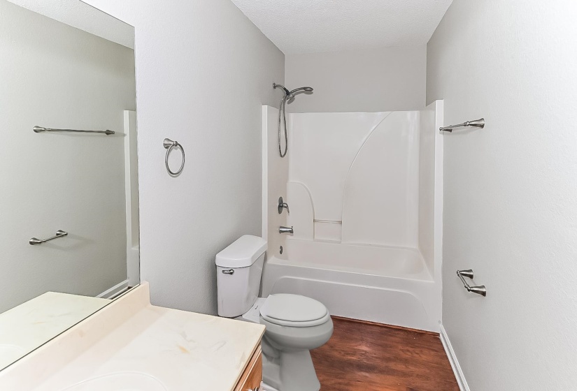 4891 TOP NOTCH LOOP, Memphis, Tennessee 38125, 4 Bedrooms Bedrooms, 6 Rooms Rooms,2.1 BathroomsBathrooms,Rental Properties,For Sale,TOP NOTCH,10208878