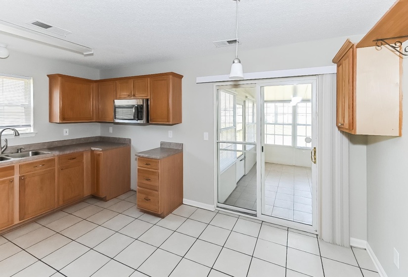 4891 TOP NOTCH LOOP, Memphis, Tennessee 38125, 4 Bedrooms Bedrooms, 6 Rooms Rooms,2.1 BathroomsBathrooms,Rental Properties,For Sale,TOP NOTCH,10208878
