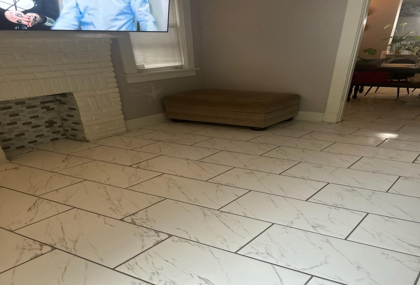 635 MERTON AVE, Memphis, Tennessee 38112, 2 Bedrooms Bedrooms, 5 Rooms Rooms,1.1 BathroomsBathrooms,Residential,For Sale,MERTON,10208861