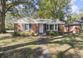 1435 FLAMINGO DR, Memphis, Tennessee 38117, 3 Bedrooms Bedrooms, 7 Rooms Rooms,2 BathroomsBathrooms,Residential,For Sale,FLAMINGO,10209041