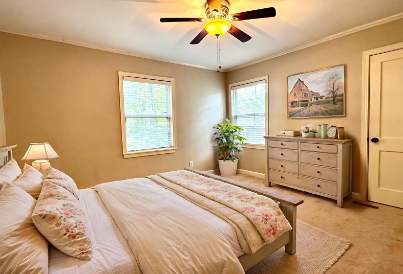 501 GERALD RD, Memphis, Tennessee 38122, 3 Bedrooms Bedrooms, 8 Rooms Rooms,2 BathroomsBathrooms,Residential,For Sale,GERALD,10209135
