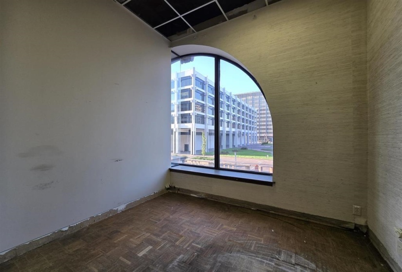 109 MAIN ST, Memphis, Tennessee 38103, 7 Bedroom Bedrooms, 18 Room Rooms,0.1 BathroomBathrooms,Residential,For Sale,MAIN,0,10209126