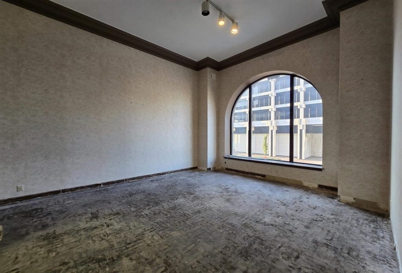 109 MAIN ST, Memphis, Tennessee 38103, 7 Bedroom Bedrooms, 18 Room Rooms,0.1 BathroomBathrooms,Residential,For Sale,MAIN,0,10209126