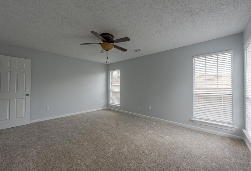 9442 CLUB WALK CT, Lakeland, Tennessee 38002, 3 Bedrooms Bedrooms, 7 Rooms Rooms,2.1 BathroomsBathrooms,Residential,For Sale,CLUB WALK,10199137