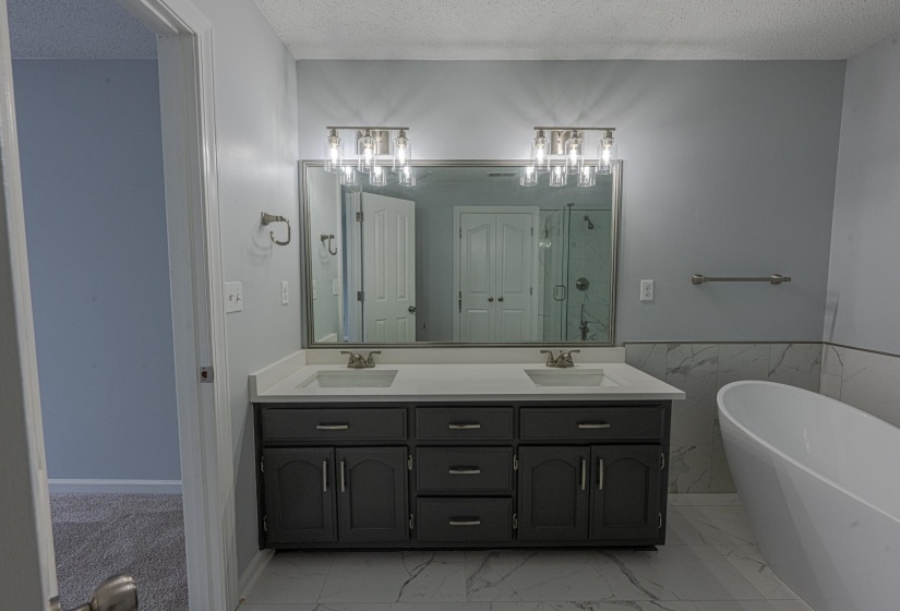 9442 CLUB WALK CT, Lakeland, Tennessee 38002, 3 Bedrooms Bedrooms, 7 Rooms Rooms,2.1 BathroomsBathrooms,Residential,For Sale,CLUB WALK,10199137