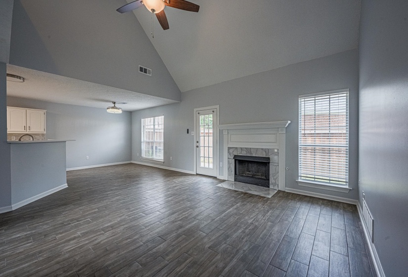 9442 CLUB WALK CT, Lakeland, Tennessee 38002, 3 Bedrooms Bedrooms, 7 Rooms Rooms,2.1 BathroomsBathrooms,Residential,For Sale,CLUB WALK,10199137