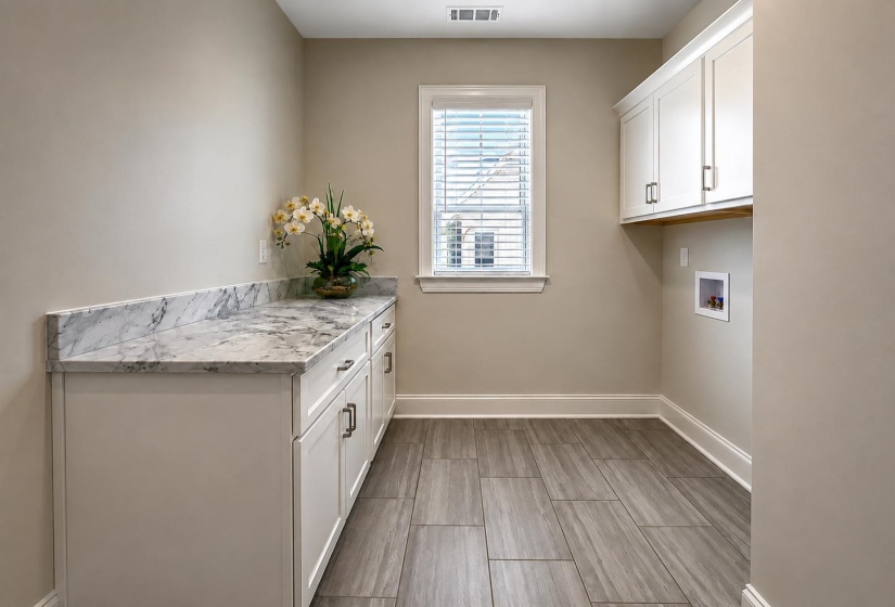 834 CYPRESS ROCK CV, Collierville, Tennessee 38017, 5 Bedroom Bedrooms, 15 Room Rooms,4.1 BathroomBathrooms,Residential,For Sale,CYPRESS ROCK,0,10209158
