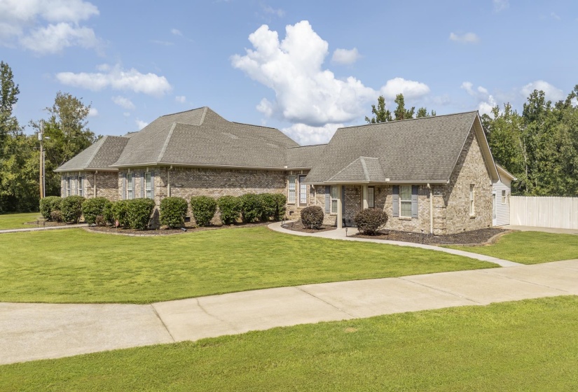 6170 226 HWY, Savannah, Tennessee 38372, 4 Bedroom Bedrooms, 9 Room Rooms,3.1 BathroomBathrooms,Residential,For Sale,226,0,10209163