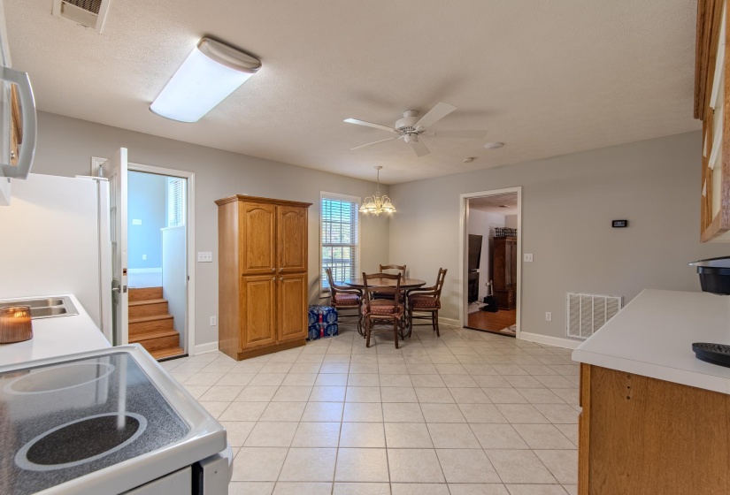 6170 226 HWY, Savannah, Tennessee 38372, 4 Bedroom Bedrooms, 9 Room Rooms,3.1 BathroomBathrooms,Residential,For Sale,226,0,10209163
