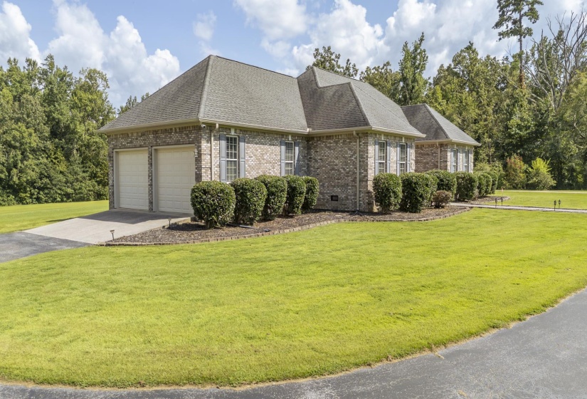6170 226 HWY, Savannah, Tennessee 38372, 4 Bedroom Bedrooms, 9 Room Rooms,3.1 BathroomBathrooms,Residential,For Sale,226,0,10209163