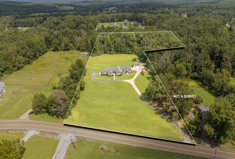 6170 226 HWY, Savannah, Tennessee 38372, 4 Bedroom Bedrooms, 9 Room Rooms,3.1 BathroomBathrooms,Residential,For Sale,226,0,10209163