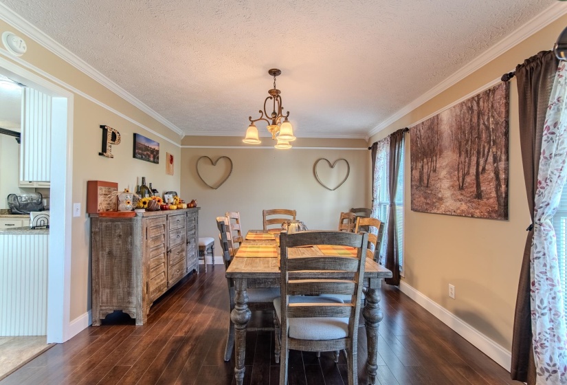 145 TOM WAY, Savannah, Tennessee 38372, 4 Bedroom Bedrooms, 14 Room Rooms,3 BathroomBathrooms,Residential,For Sale,TOM,0,10209200