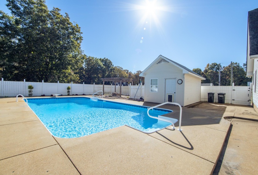 145 TOM WAY, Savannah, Tennessee 38372, 4 Bedroom Bedrooms, 14 Room Rooms,3 BathroomBathrooms,Residential,For Sale,TOM,0,10209200