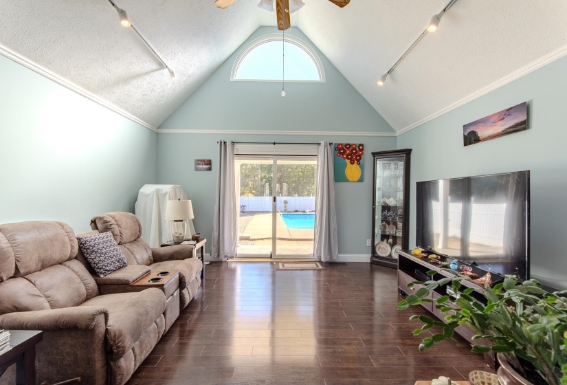 145 TOM WAY, Savannah, Tennessee 38372, 4 Bedroom Bedrooms, 14 Room Rooms,3 BathroomBathrooms,Residential,For Sale,TOM,0,10209200