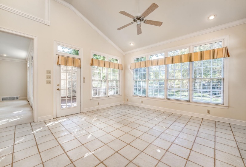 1887 ALMADALE LAKE DR, Collierville, Tennessee 38017, 5 Bedrooms Bedrooms, 10 Rooms Rooms,4.1 BathroomsBathrooms,Residential,For Sale,ALMADALE LAKE,10209244