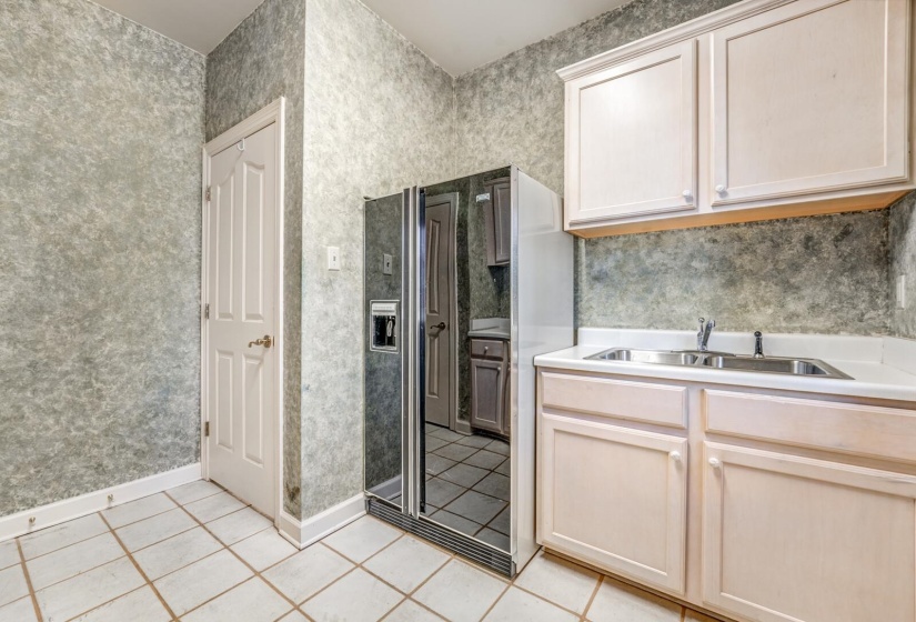 1887 ALMADALE LAKE DR, Collierville, Tennessee 38017, 5 Bedrooms Bedrooms, 10 Rooms Rooms,4.1 BathroomsBathrooms,Residential,For Sale,ALMADALE LAKE,10209244