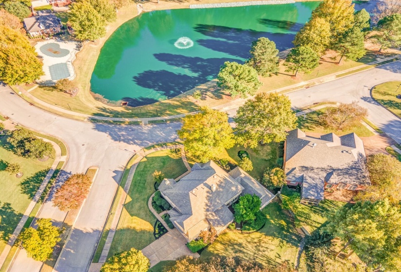 1887 ALMADALE LAKE DR, Collierville, Tennessee 38017, 5 Bedrooms Bedrooms, 10 Rooms Rooms,4.1 BathroomsBathrooms,Residential,For Sale,ALMADALE LAKE,10209244