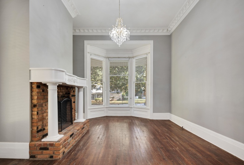 233 GRAND AVE, Brownsville, Tennessee 38012-2456, 4 Bedrooms Bedrooms, 8 Rooms Rooms,3 BathroomsBathrooms,Residential,For Sale,GRAND,10209324