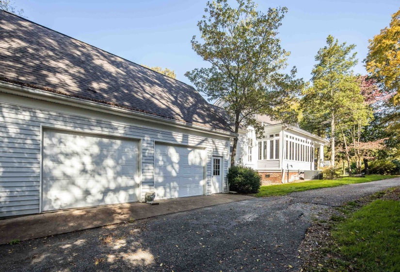 233 GRAND AVE, Brownsville, Tennessee 38012-2456, 4 Bedrooms Bedrooms, 8 Rooms Rooms,3 BathroomsBathrooms,Residential,For Sale,GRAND,10209324