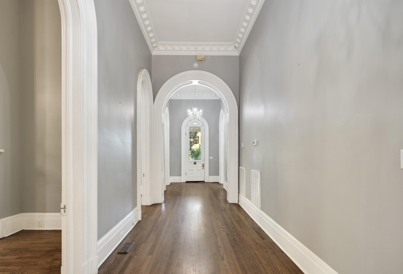 233 GRAND AVE, Brownsville, Tennessee 38012-2456, 4 Bedrooms Bedrooms, 8 Rooms Rooms,3 BathroomsBathrooms,Residential,For Sale,GRAND,10209324