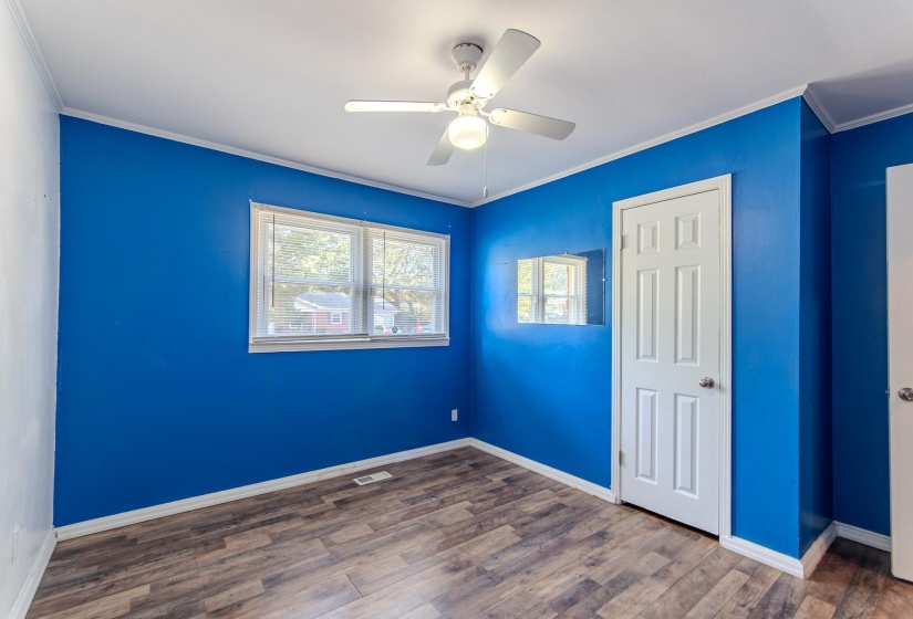 285 THOMAS ST, Savannah, Tennessee 38372, 3 Bedrooms Bedrooms, 7 Rooms Rooms,1 BathroomBathrooms,Residential,For Sale,THOMAS,10209332