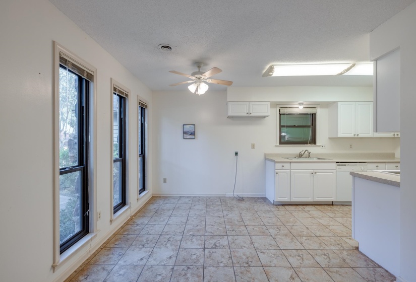 2184 WILDERNESS CV, Germantown, Tennessee 38139, 3 Bedrooms Bedrooms, 6 Rooms Rooms,2 BathroomsBathrooms,Residential,For Sale,WILDERNESS,10209338