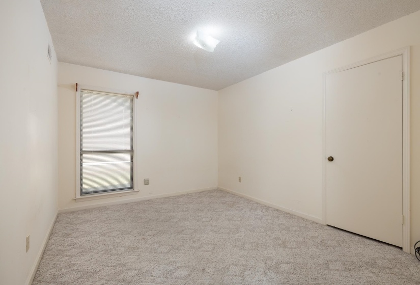 2184 WILDERNESS CV, Germantown, Tennessee 38139, 3 Bedrooms Bedrooms, 6 Rooms Rooms,2 BathroomsBathrooms,Residential,For Sale,WILDERNESS,10209338