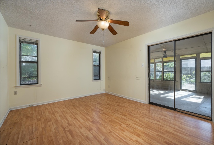 2184 WILDERNESS CV, Germantown, Tennessee 38139, 3 Bedrooms Bedrooms, 6 Rooms Rooms,2 BathroomsBathrooms,Residential,For Sale,WILDERNESS,10209338