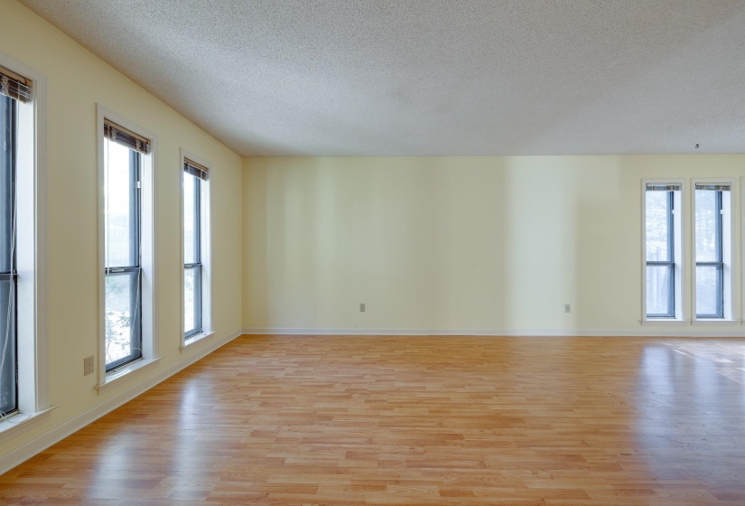 2184 WILDERNESS CV, Germantown, Tennessee 38139, 3 Bedrooms Bedrooms, 6 Rooms Rooms,2 BathroomsBathrooms,Residential,For Sale,WILDERNESS,10209338