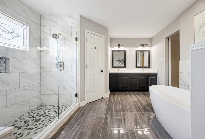 1965 CAPAS CV, Memphis, Tennessee 38016, 4 Bedrooms Bedrooms, 8 Rooms Rooms,2.1 BathroomsBathrooms,Residential,For Sale,CAPAS,10209342