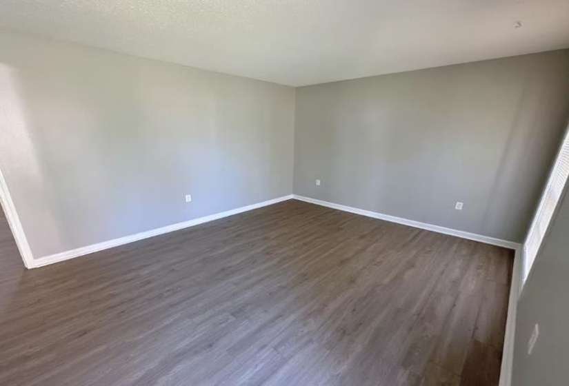 901 CHESTERTON DR, Memphis, Tennessee 38127, 3 Bedrooms Bedrooms, 3 Rooms Rooms,1 BathroomBathrooms,Residential,For Sale,CHESTERTON,10209469