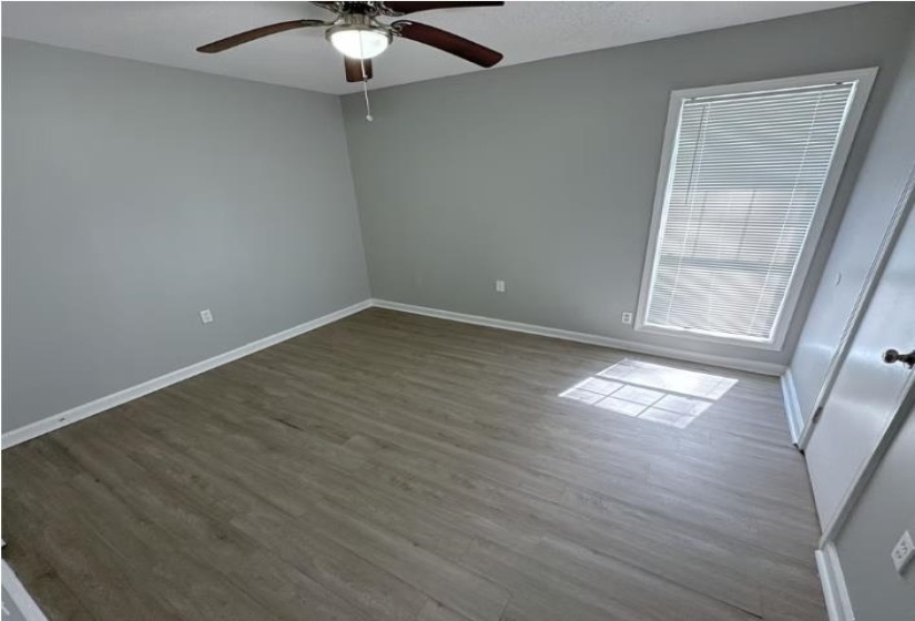 901 CHESTERTON DR, Memphis, Tennessee 38127, 3 Bedrooms Bedrooms, 3 Rooms Rooms,1 BathroomBathrooms,Residential,For Sale,CHESTERTON,10209469