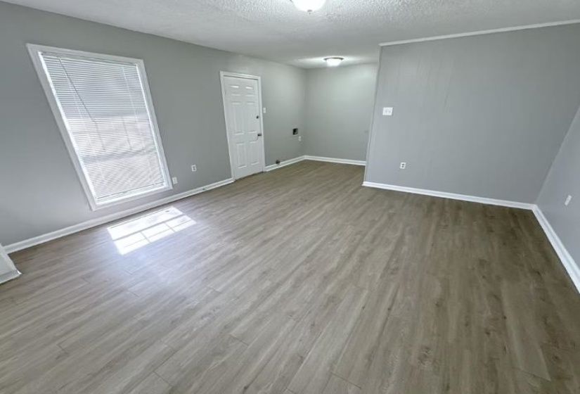 901 CHESTERTON DR, Memphis, Tennessee 38127, 3 Bedrooms Bedrooms, 3 Rooms Rooms,1 BathroomBathrooms,Residential,For Sale,CHESTERTON,10209469