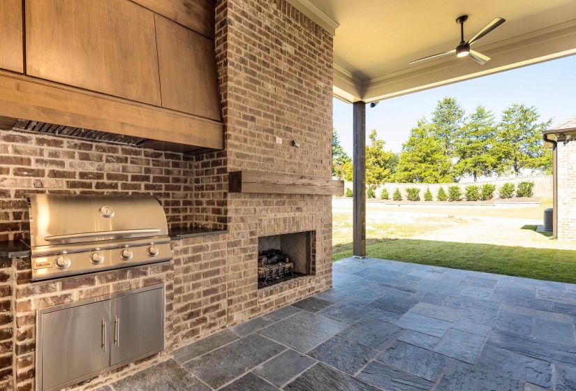 9136 WILDER RUN CIR, Germantown, Tennessee 38138, 4 Bedrooms Bedrooms, 9 Rooms Rooms,4.1 BathroomsBathrooms,Residential,For Sale,WILDER RUN,10195735