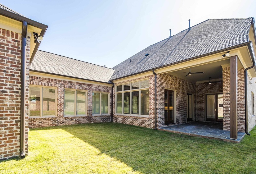 9136 WILDER RUN CIR, Germantown, Tennessee 38138, 4 Bedrooms Bedrooms, 9 Rooms Rooms,4.1 BathroomsBathrooms,Residential,For Sale,WILDER RUN,10195735