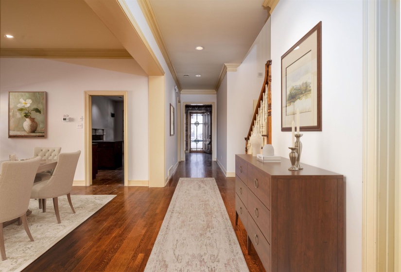 805 HARBOR ISLE CIR, Memphis, Tennessee 38103, 4 Bedrooms Bedrooms, 7 Rooms Rooms,3.1 BathroomsBathrooms,Residential,For Sale,HARBOR ISLE,10209488