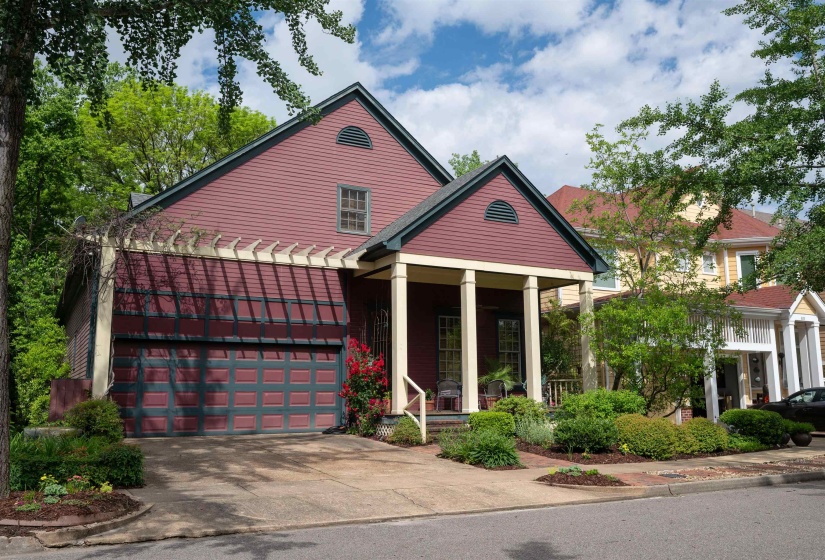 805 HARBOR ISLE CIR, Memphis, Tennessee 38103, 4 Bedrooms Bedrooms, 7 Rooms Rooms,3.1 BathroomsBathrooms,Residential,For Sale,HARBOR ISLE,10209488