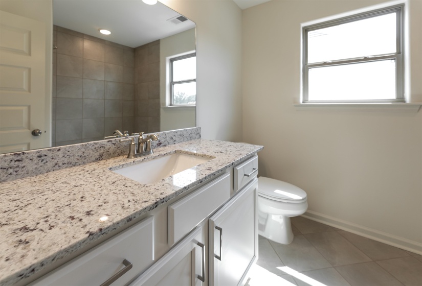 325 ST ANDREWS DR, Oakland, Tennessee 38060, 3 Bedrooms Bedrooms, 8 Rooms Rooms,2.1 BathroomsBathrooms,Residential,For Sale,ST ANDREWS,10191972