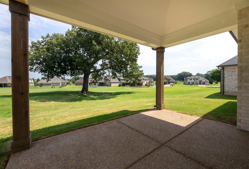 325 ST ANDREWS DR, Oakland, Tennessee 38060, 3 Bedrooms Bedrooms, 8 Rooms Rooms,2.1 BathroomsBathrooms,Residential,For Sale,ST ANDREWS,10191972
