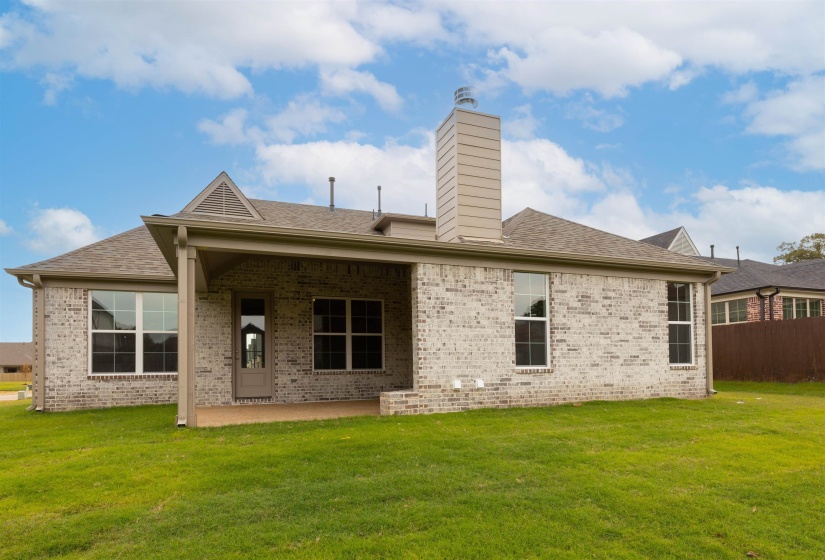 145 MISTY MEADOW LN, Oakland, Tennessee 38060, 5 Bedrooms Bedrooms, 9 Rooms Rooms,3 BathroomsBathrooms,Residential,For Sale,MISTY MEADOW,10198067