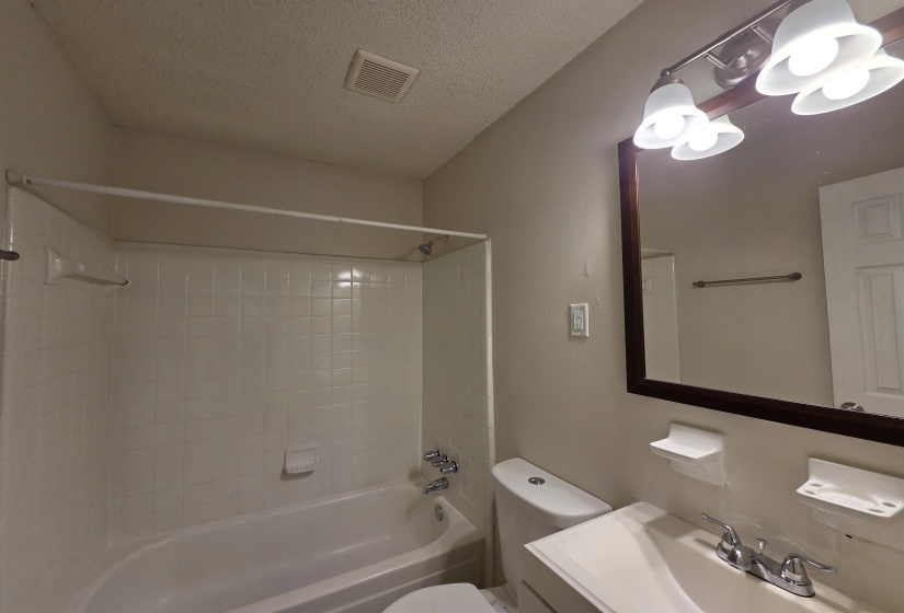 4528 SUGAR CREEK RD, Memphis, Tennessee 38118, 3 Bedroom Bedrooms, 5 Room Rooms,1 BathroomBathrooms,Residential,For Sale,SUGAR CREEK,0,10209595