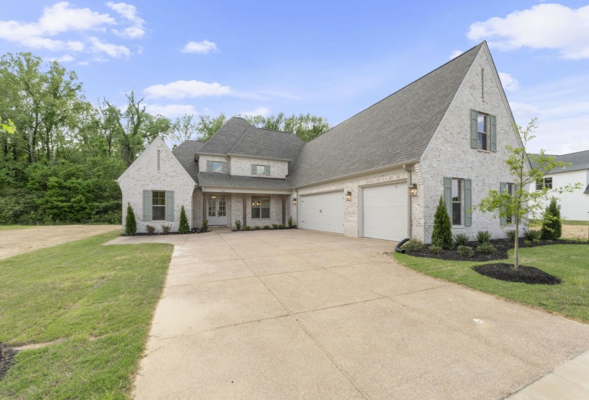 5371 KAITLYNN ROSE DR, Lakeland, Tennessee 38002, 4 Bedrooms Bedrooms, 9 Rooms Rooms,3 BathroomsBathrooms,Residential,For Sale,KAITLYNN ROSE,10209607