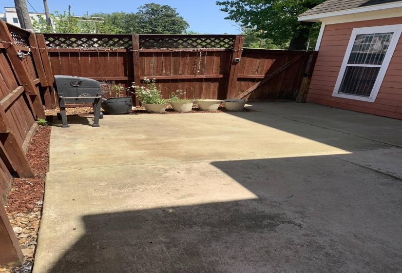 158 KEEL AVE, Memphis, Tennessee 38107, 3 Bedrooms Bedrooms, 5 Rooms Rooms,2 BathroomsBathrooms,Rental Properties,For Sale,KEEL,10209618