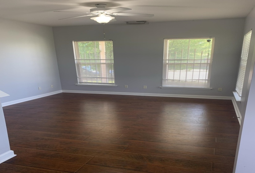158 KEEL AVE, Memphis, Tennessee 38107, 3 Bedrooms Bedrooms, 5 Rooms Rooms,2 BathroomsBathrooms,Rental Properties,For Sale,KEEL,10209618