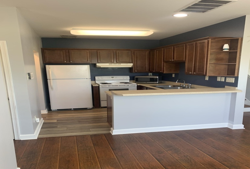 158 KEEL AVE, Memphis, Tennessee 38107, 3 Bedrooms Bedrooms, 5 Rooms Rooms,2 BathroomsBathrooms,Rental Properties,For Sale,KEEL,10209618