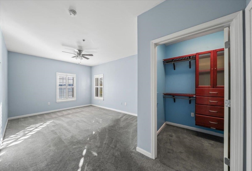 665 TENNESSEE ST, Memphis, Tennessee 38103, 2 Bedrooms Bedrooms, 5 Rooms Rooms,2 BathroomsBathrooms,Residential,For Sale,TENNESSEE,10209631