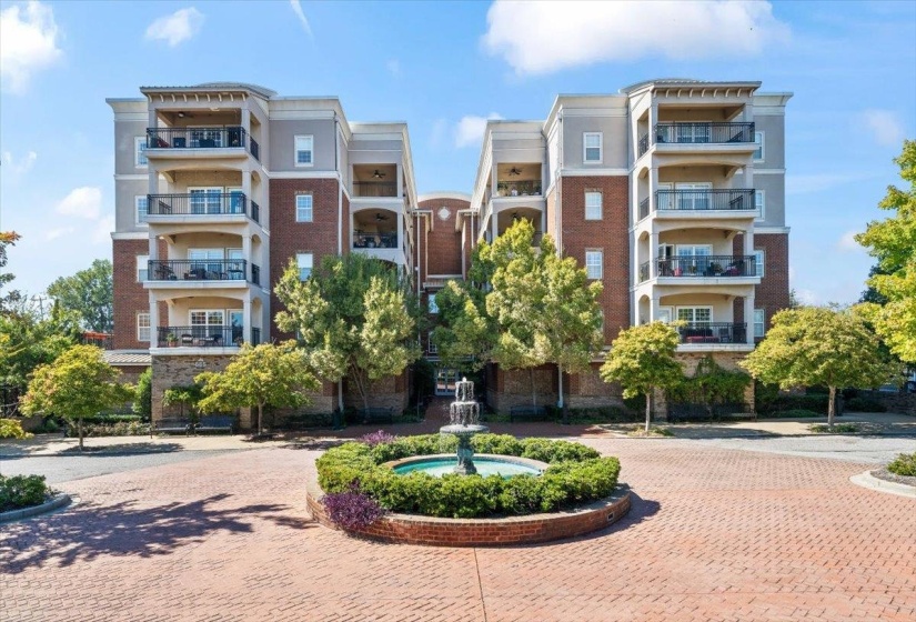 665 TENNESSEE ST, Memphis, Tennessee 38103, 2 Bedrooms Bedrooms, 5 Rooms Rooms,2 BathroomsBathrooms,Residential,For Sale,TENNESSEE,10209631